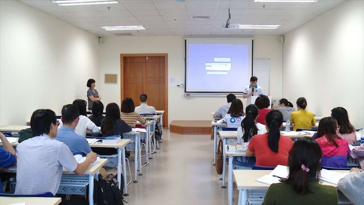 Sự khác biệt giữa bằng đại học chính quy và tại chức