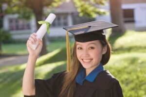 Có Nên Học Thạc Sĩ Ngay Sau Khi Tốt Nghiệp?