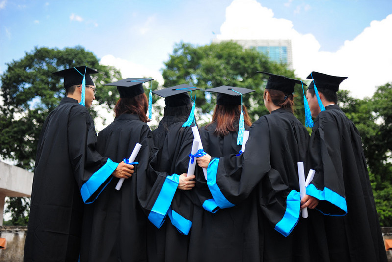 Vừa học thạc sĩ vừa đi làm có được không?