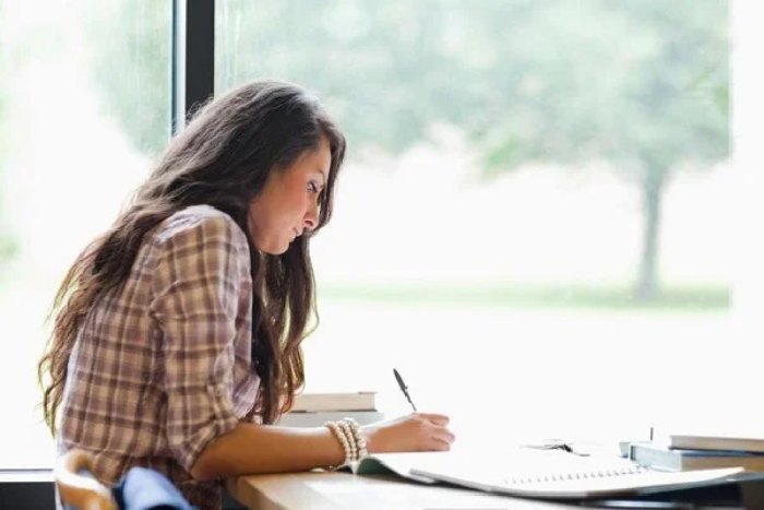 Ngành Y tá - điều dưỡng thu nhập ổn định