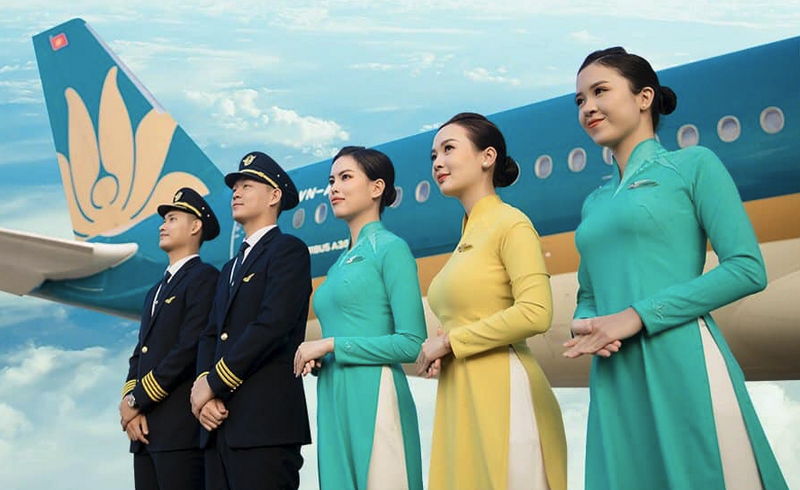 Tiếp viên hàng không là ngành không yêu cầu bằng Đại học khi thi tuyển