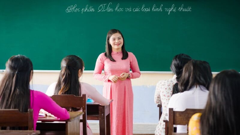 Khối ngành Sư phạm: Môi trường làm việc an toàn, nhân văn